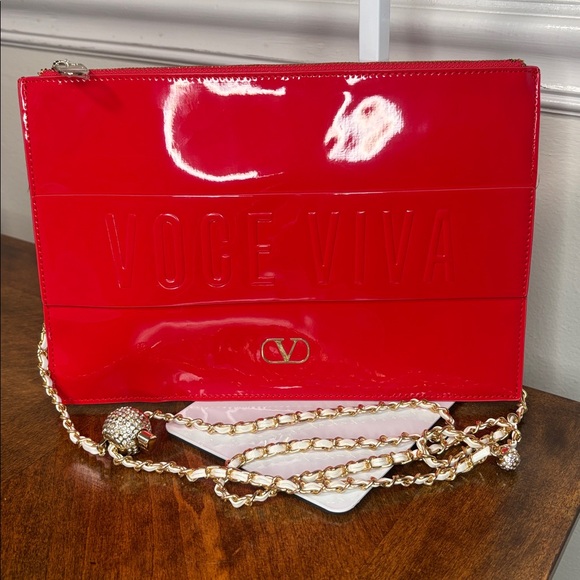 VALENTINO VOCE VIVA Red Patent Clutch with Elegant Gold Crossbody Chain - Picture 10 of 14